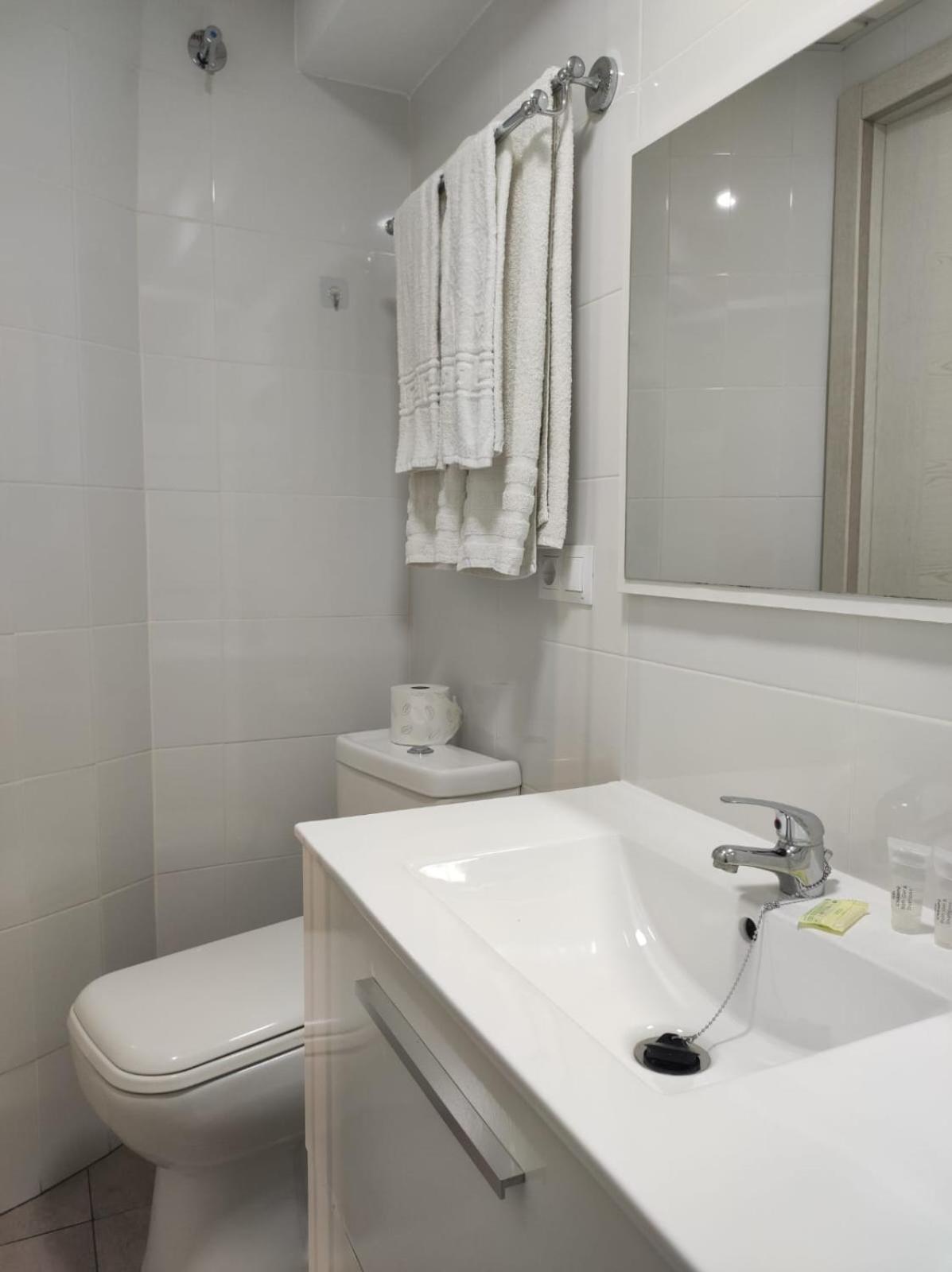 Apartamento Yash Торремолинос Экстерьер фото